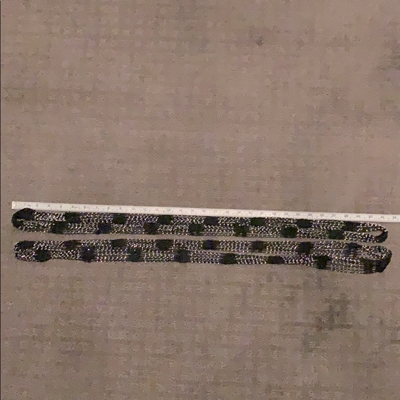 Infinity decorative scarves - Picture 4 of 6